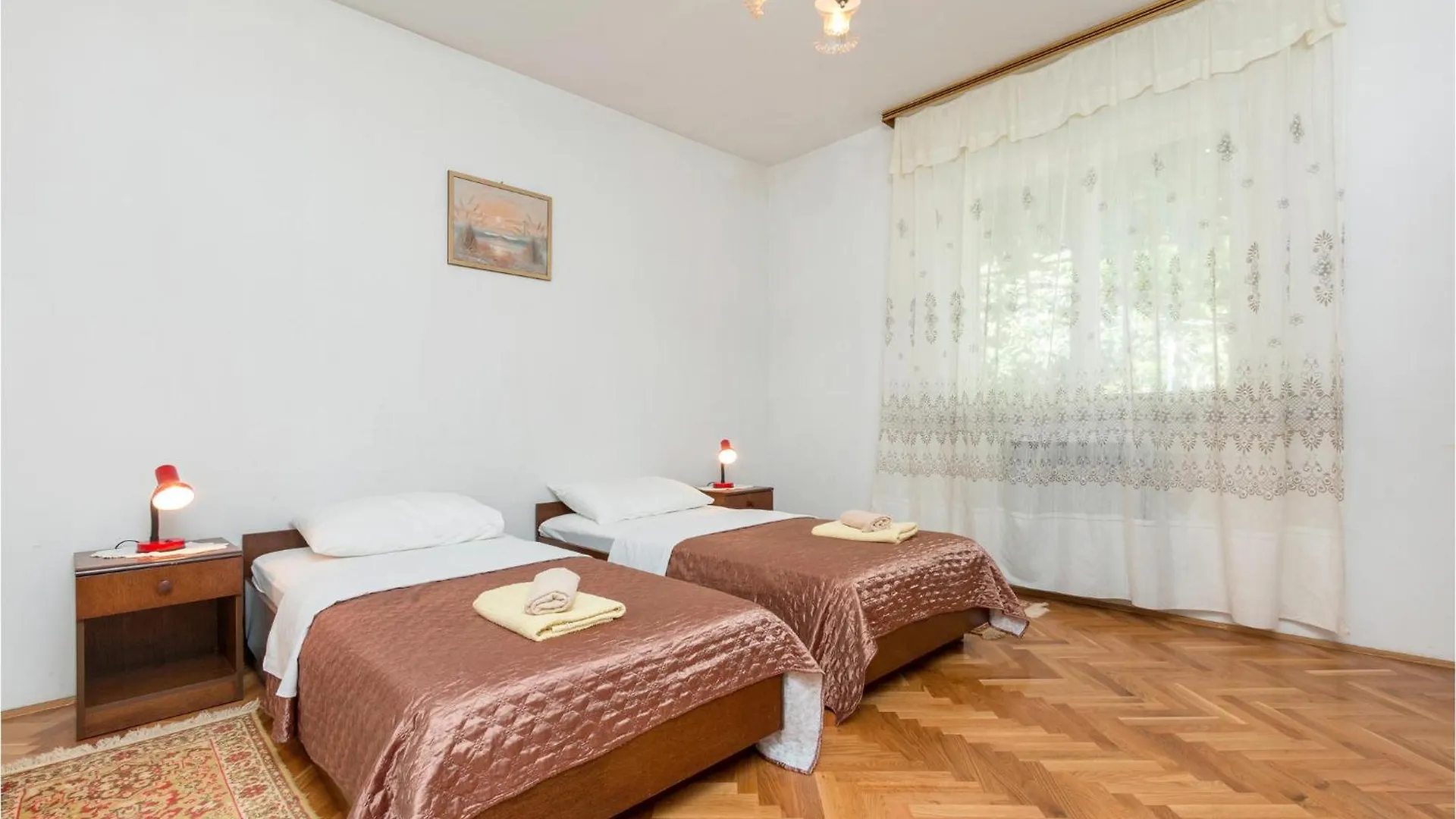 Cozy Apartment In Pula With Kitchen