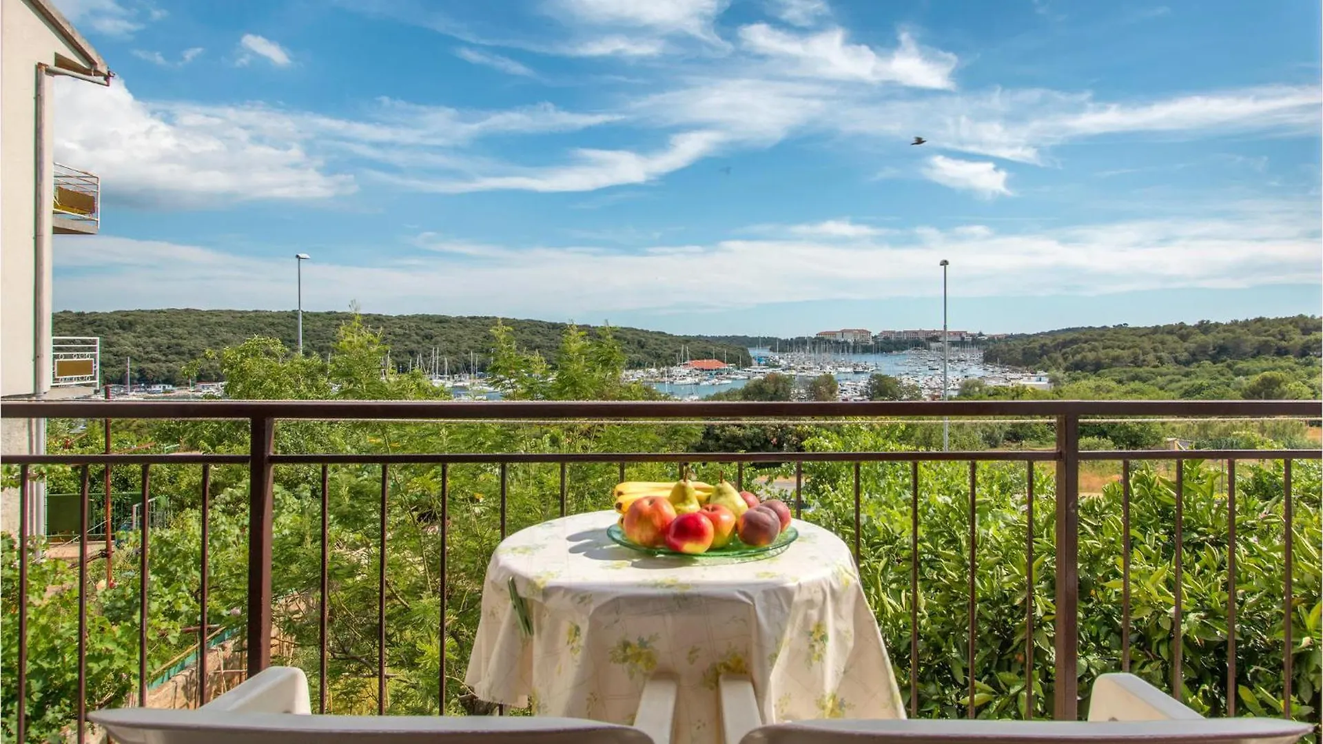 Cozy Apartment In Pula With Kitchen